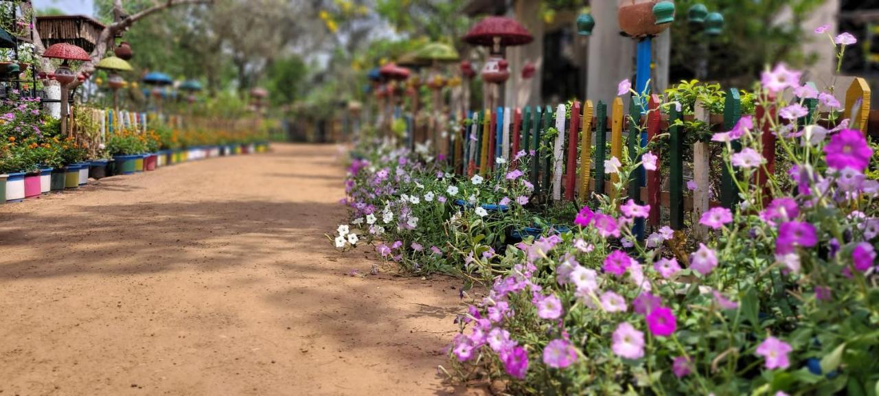 Panchobon Art Resort Shanti Niketan Ngoại thất bức ảnh